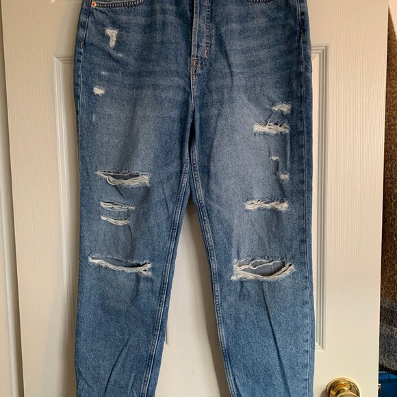 Distressed Jeans by Divided H&M - Picture 1 of 7